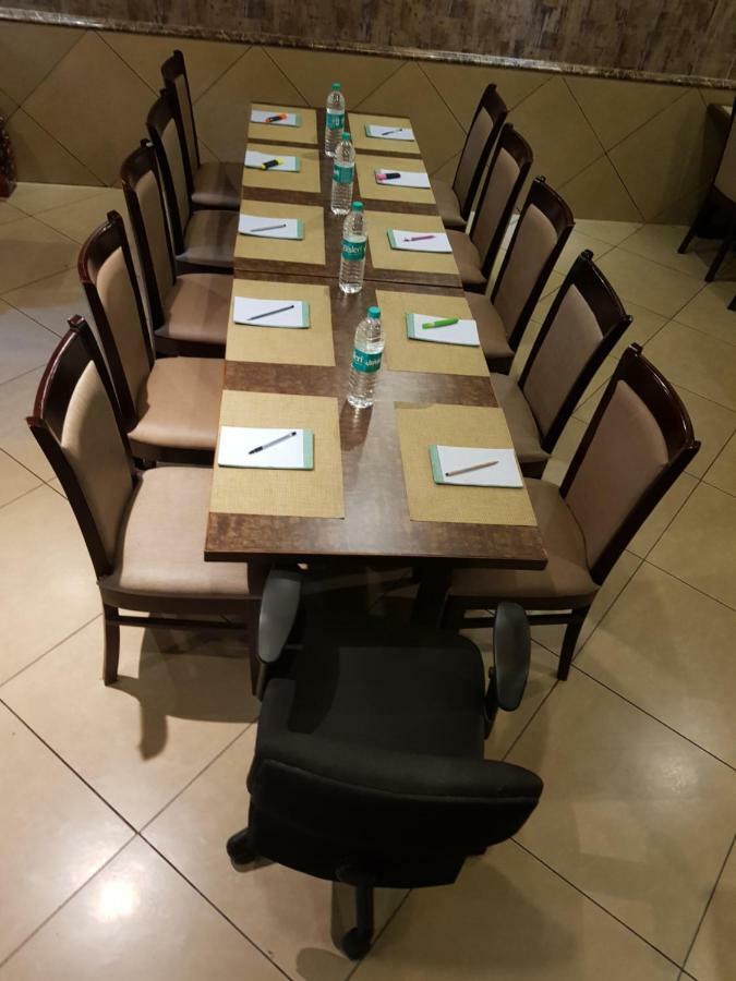 Hotel Liza Regency Chennai Exterior foto